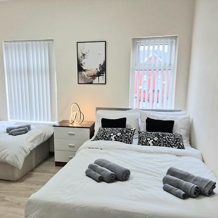 Rooms In Manchester 6 Minutes Drive To Victoria Station Luaran gambar