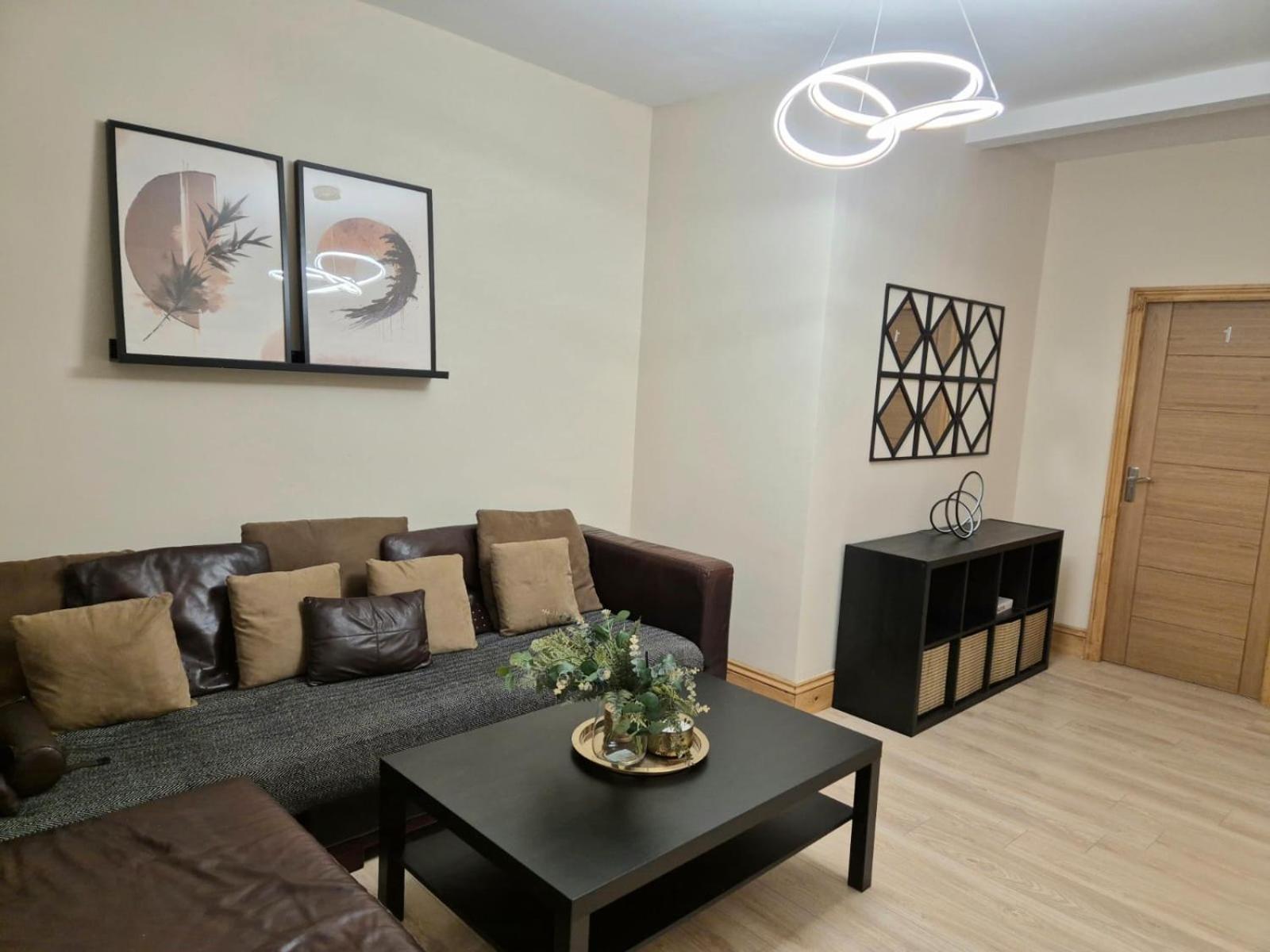 Rooms In Manchester 6 Minutes Drive To Victoria Station Luaran gambar