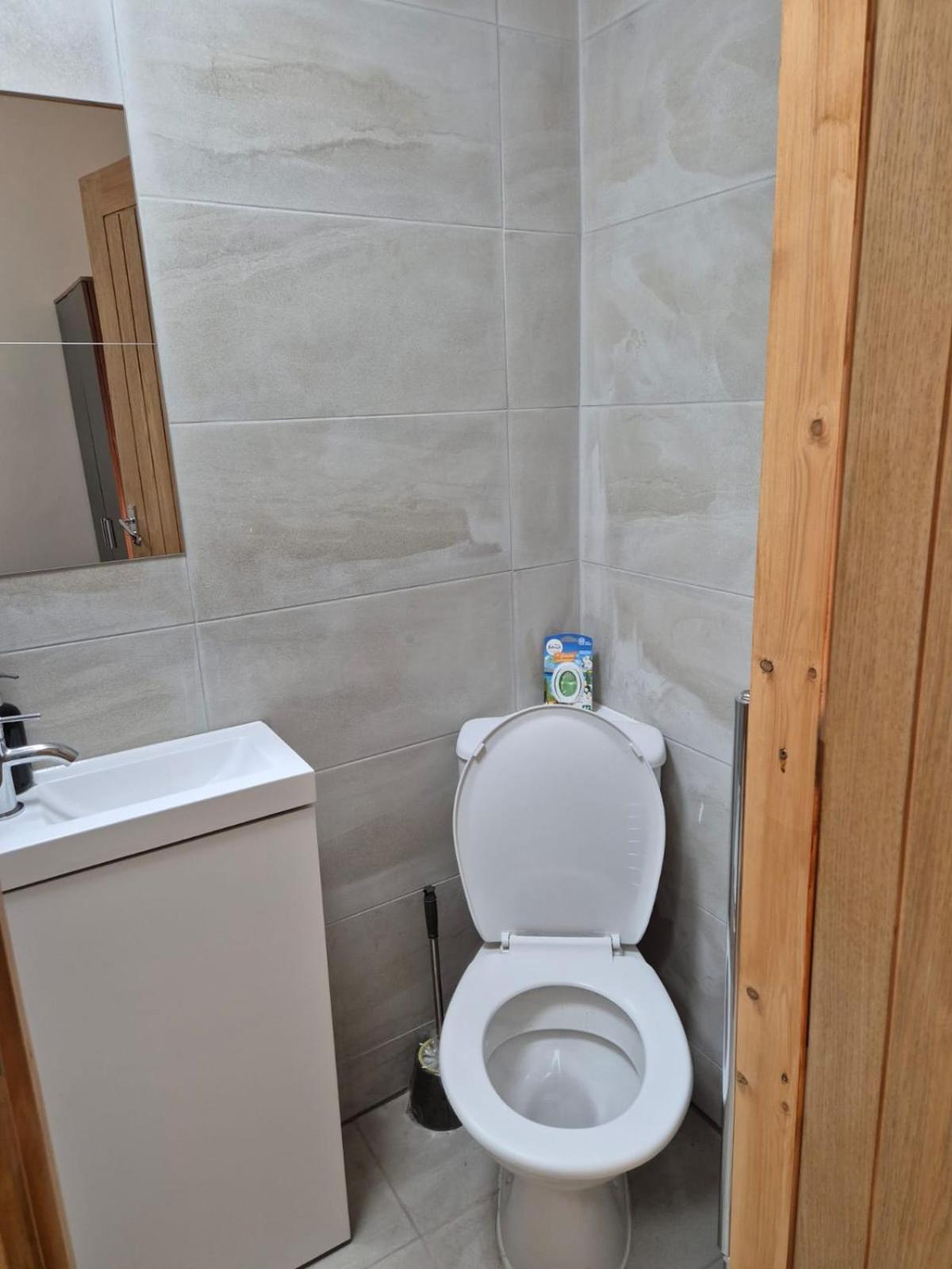Rooms In Manchester 6 Minutes Drive To Victoria Station Luaran gambar
