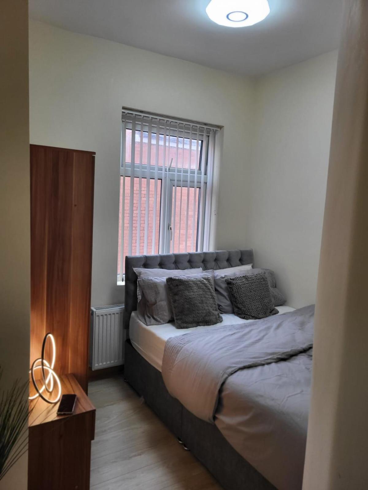 Rooms In Manchester 6 Minutes Drive To Victoria Station Luaran gambar