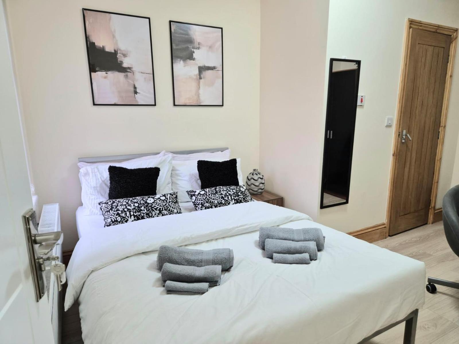 Rooms In Manchester 6 Minutes Drive To Victoria Station Luaran gambar