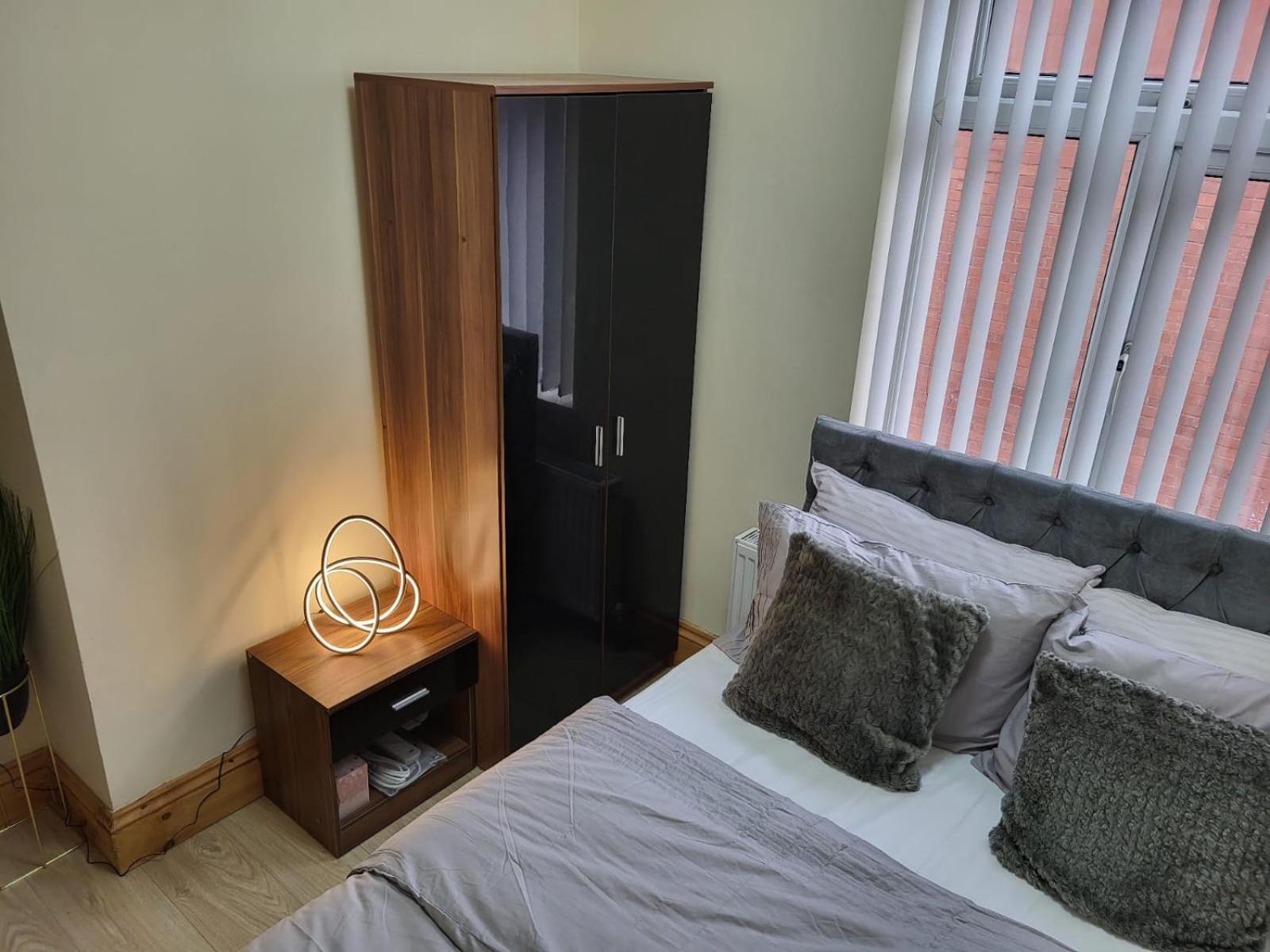 Rooms In Manchester 6 Minutes Drive To Victoria Station Luaran gambar