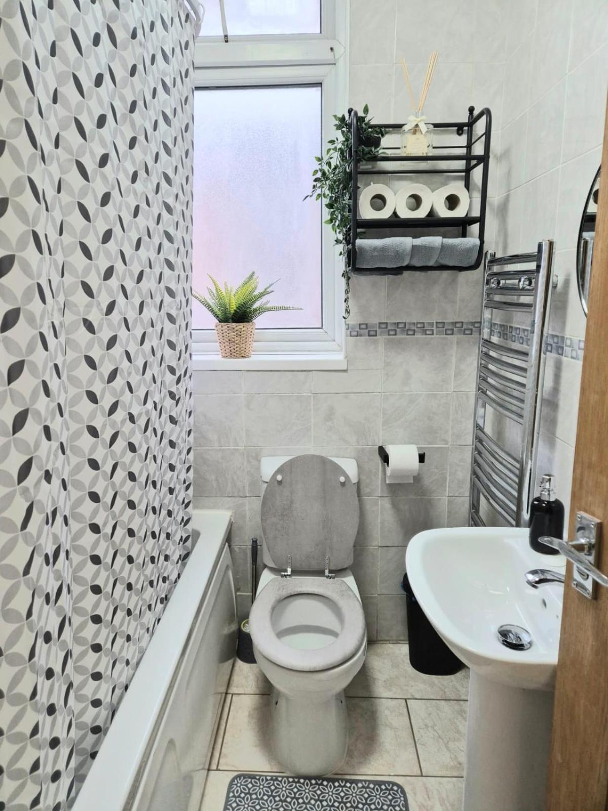 Rooms In Manchester 6 Minutes Drive To Victoria Station Luaran gambar